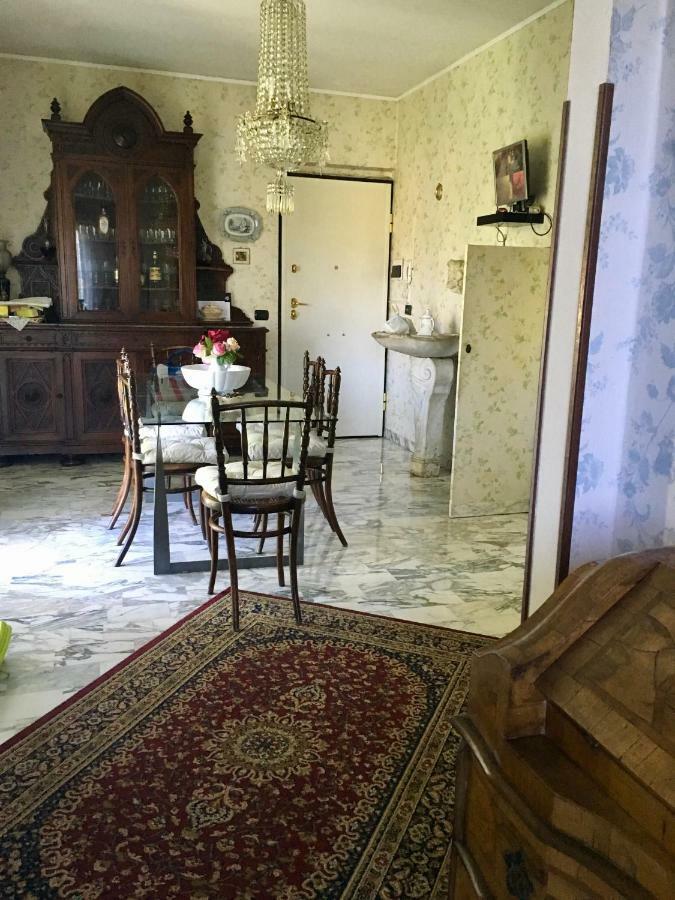 Il Nido Della Rondine Bed & Breakfast Leivi Exterior foto