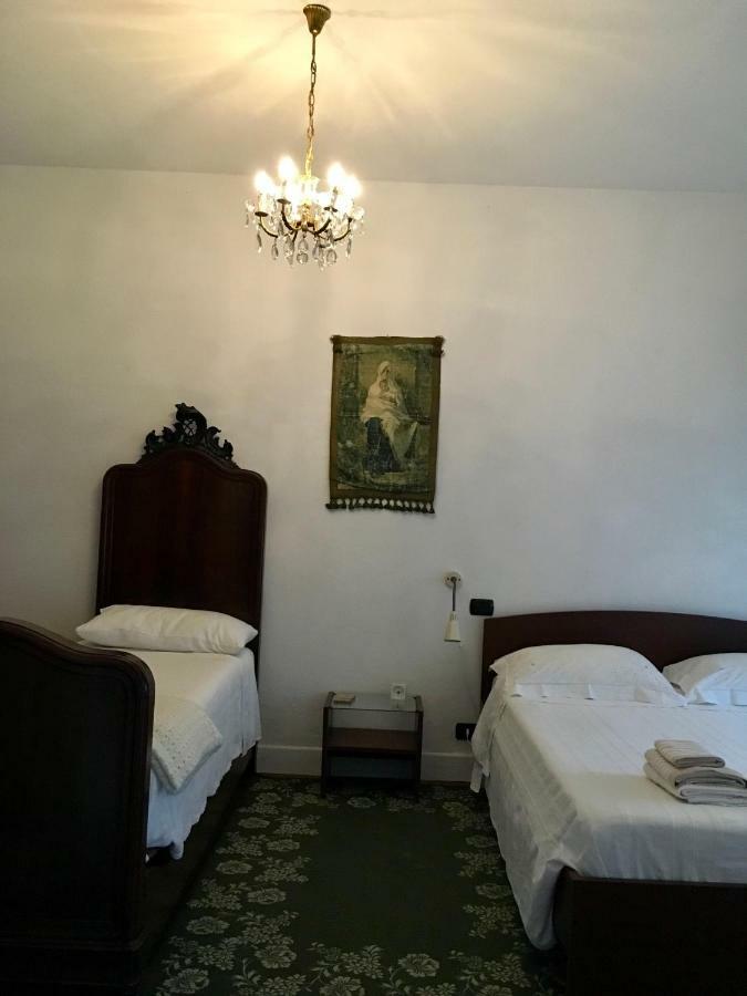Il Nido Della Rondine Bed & Breakfast Leivi Exterior foto